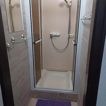 Apartment Pension *